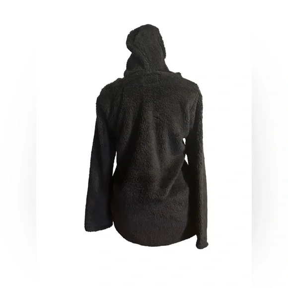 NWT Fuzzy Lightweight Coat - Picture 5 of 5